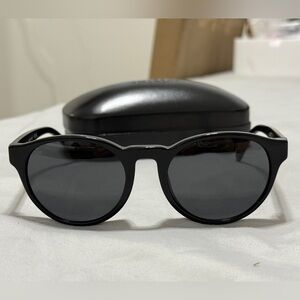 Coach 8275 sunglasses